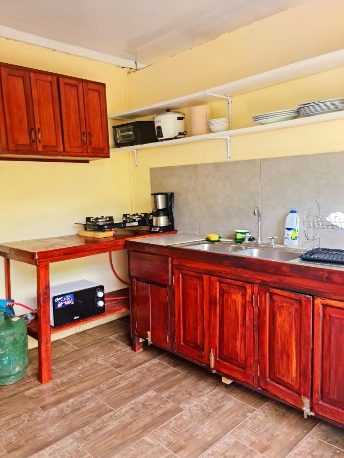 Suites Chile Verde Мансанильо Экстерьер фото